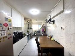 Blk 325 Woodlands Street 32 (Woodlands), HDB Executive #520147651